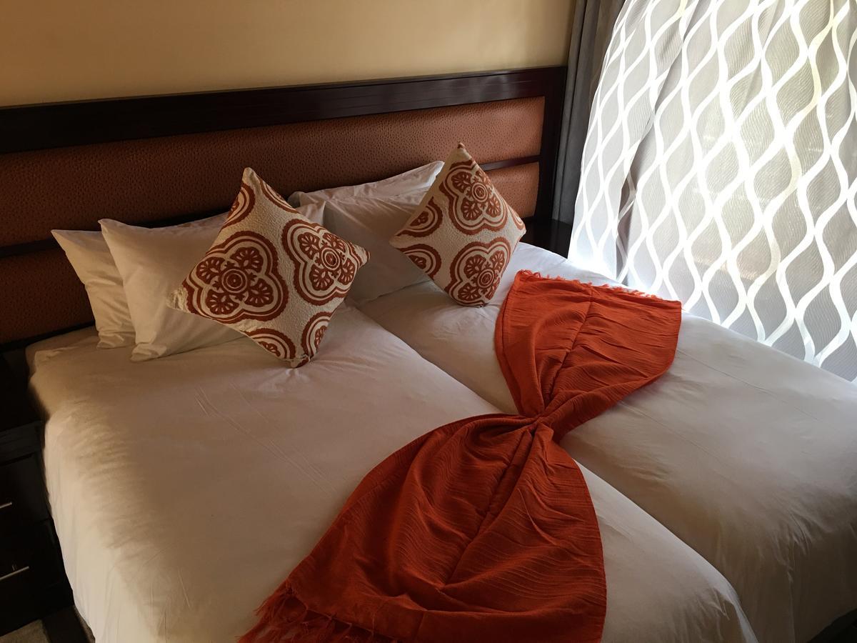 Riverton Manor Centurion Buitenkant foto