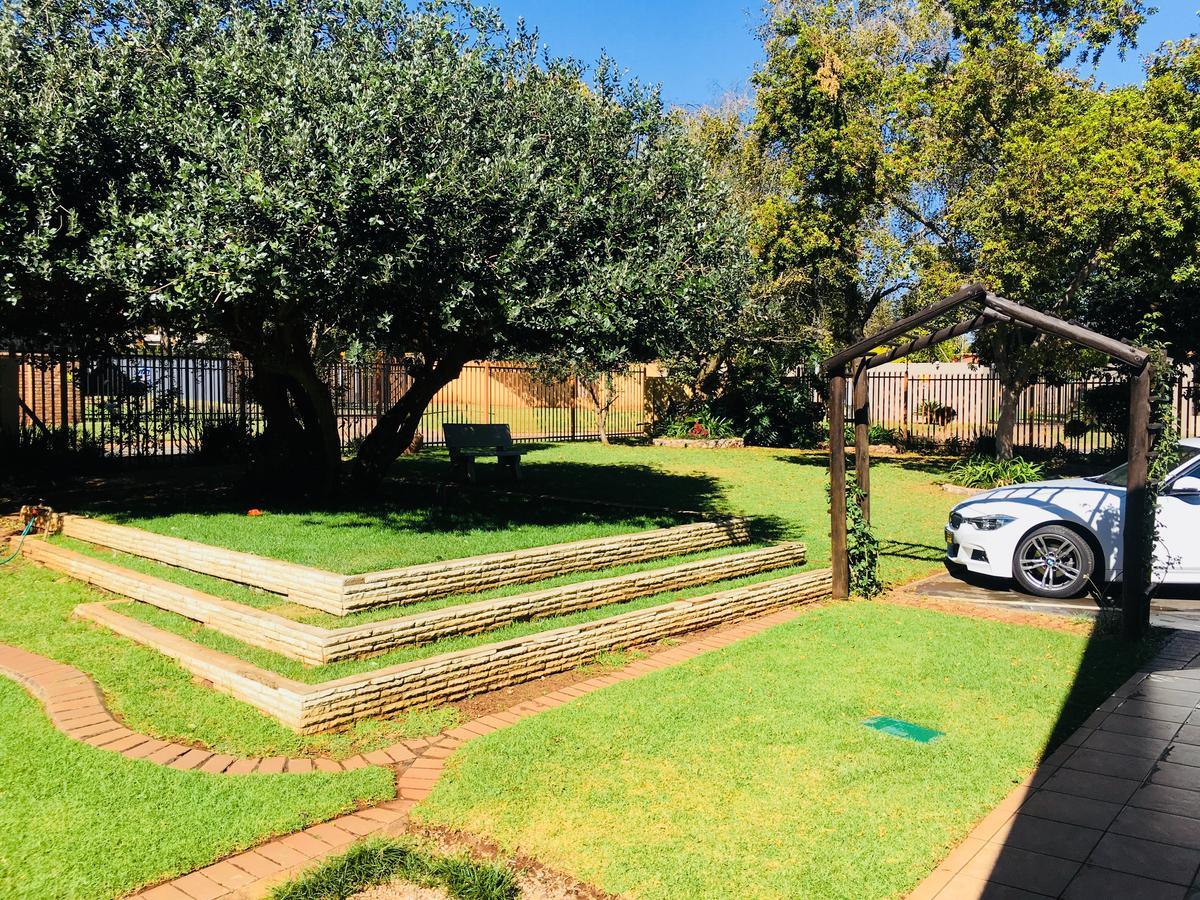 Riverton Manor Centurion Buitenkant foto