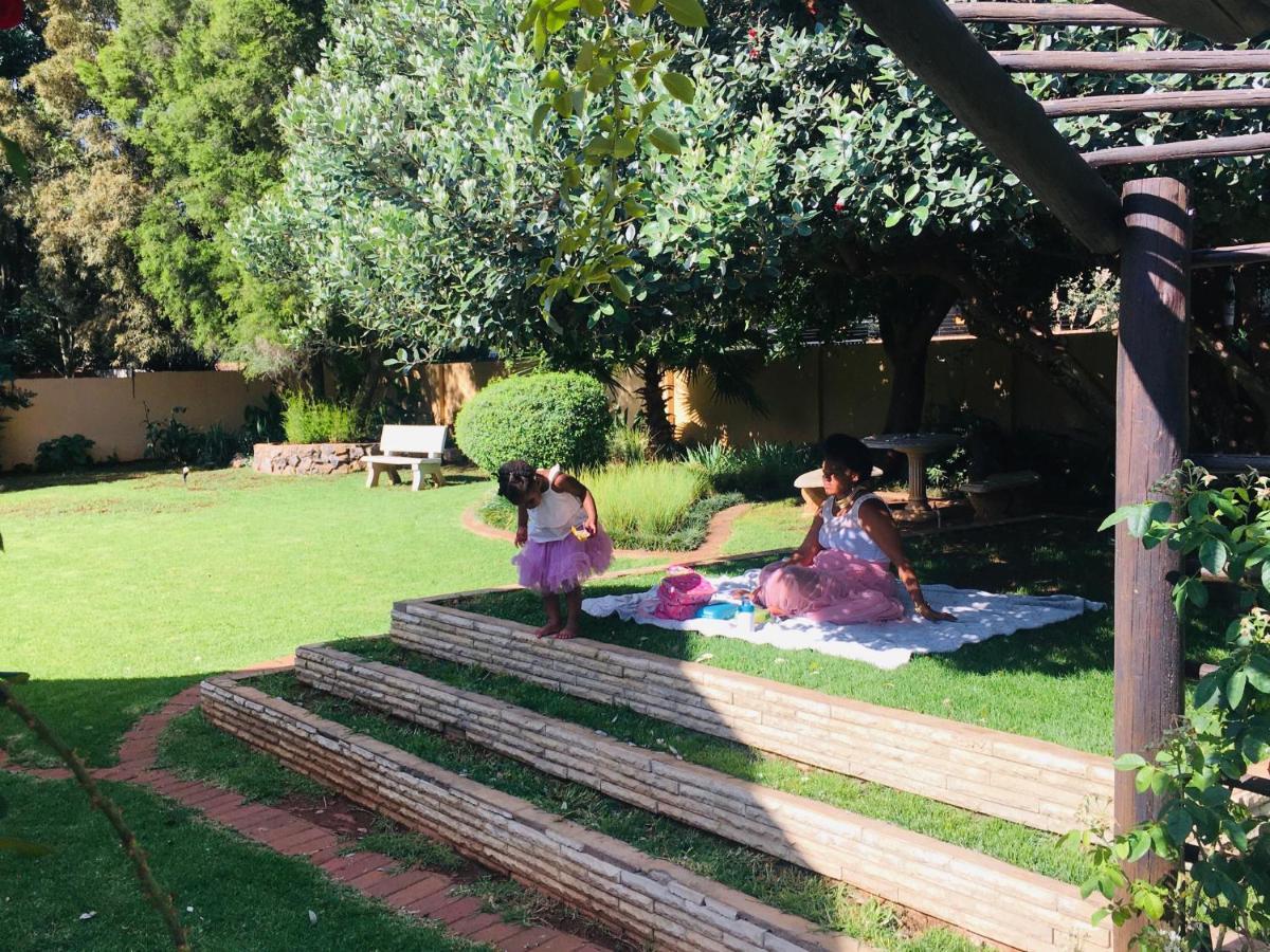 Riverton Manor Centurion Buitenkant foto